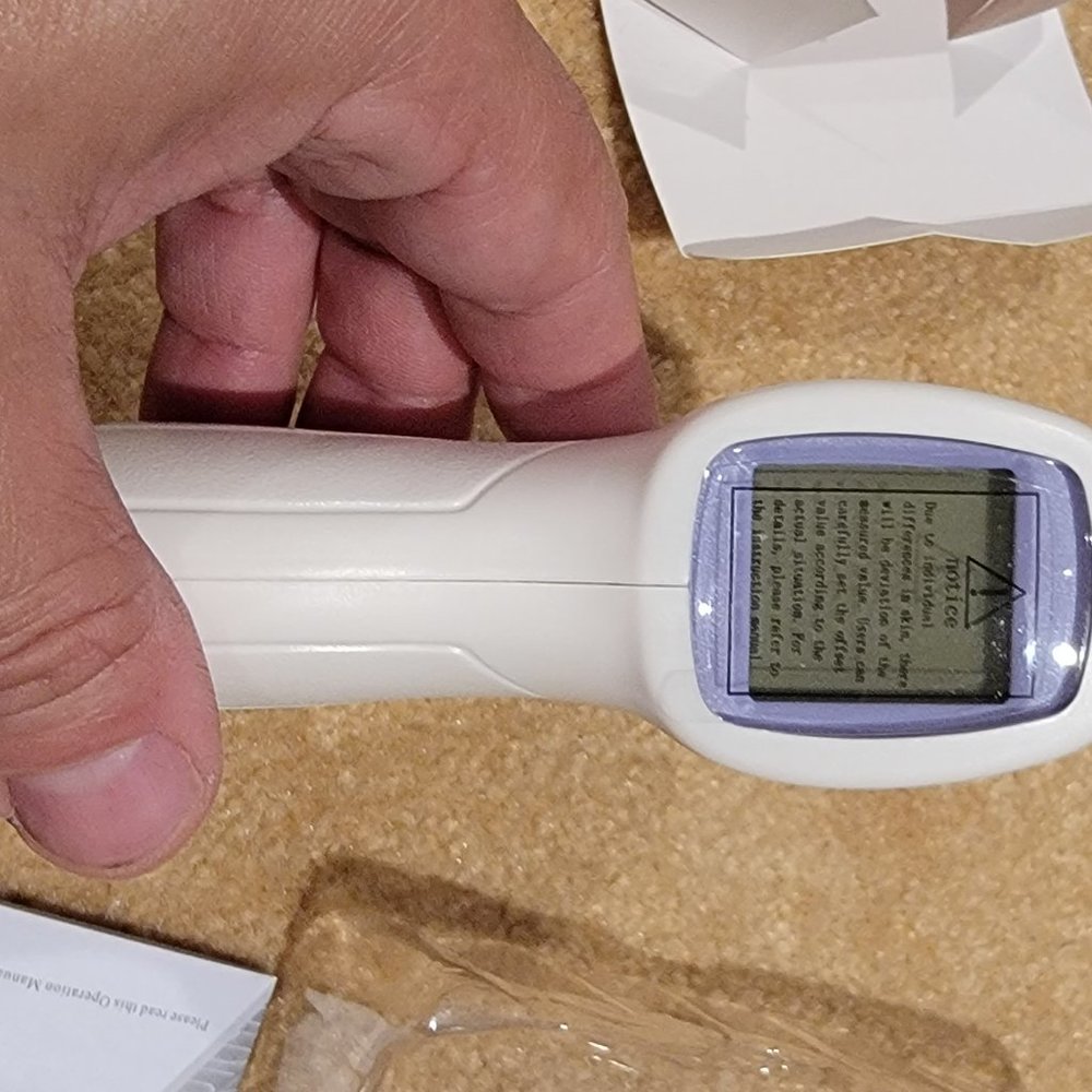 Infrared Thermometer New - Picture 8 of 10